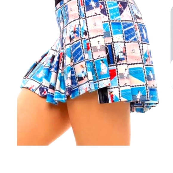 Lucky in Love Tennis Pickleball Golf Poster Girl Skort Size L Brand New - Picture 4 of 8